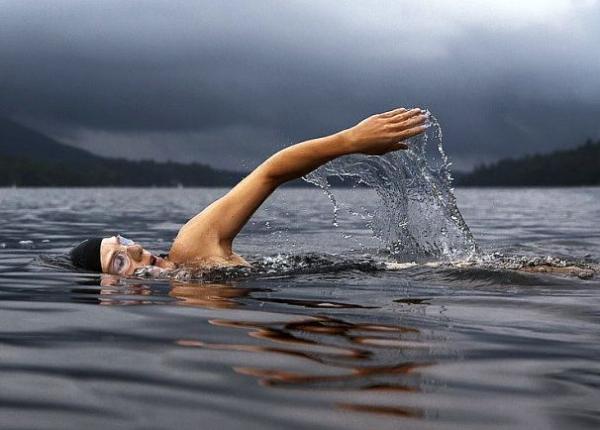 sport extrem provocarea primului inotator din lume cu trei recorduri mondiale