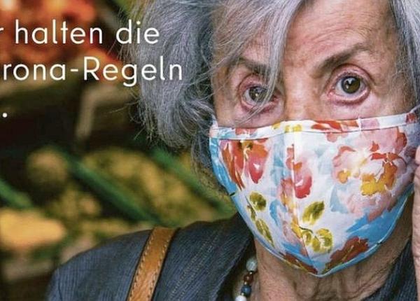 reclama covid 19 incredibila la berlin semn indecent adresat celor care nu poarta masca