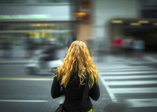 cele mai amuzante motive ale romanilor pentru a iesi din casa dupa ora 23 00