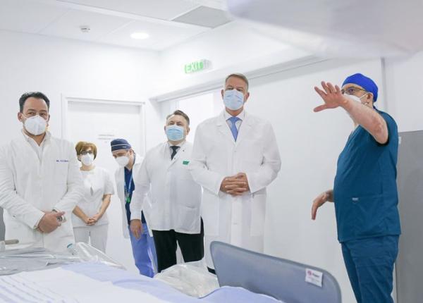 klaus iohannis campania de vaccinare contra covid 19 va fi una de succes vaccinurile sunt eficiente si sigure