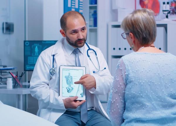 ce trebuie sa stii despre osteoporoza boala oaselor fragile