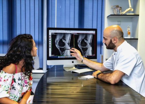 ruptura de ligament incrucisat ligamentoplastie avertismentul unui ortoped atentie daca mergeti la ski