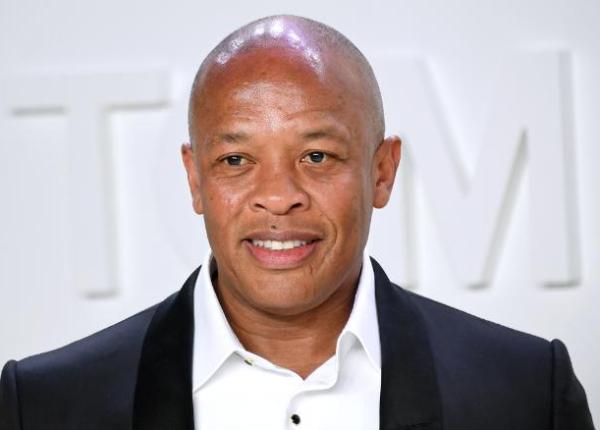 rapper celebru internat in spital dupa ce a facut anevrism