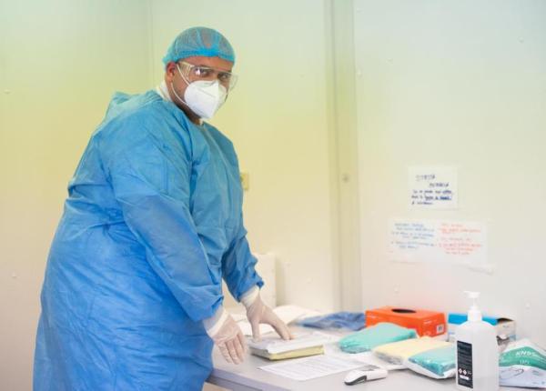 medic fals in romania a lucrat in spital 20 de ani cu diploma falsa