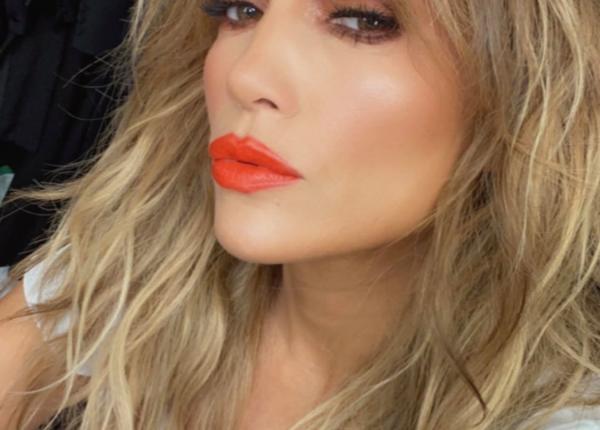 secretul dietei lui jennifer lopez cum reuseste vedeta sa arate atat de bine