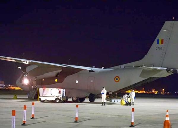 campanie vaccinare covid circa 250 000 de seringi si 1000 000 de ace aduse din qatar cu o aeronava spartan