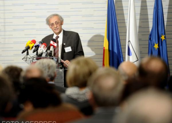 medicul vasile astarastoae a spus daca se vaccineaza in momentul in care imi voi da seama ca se intampla ceva si este mult mai grav