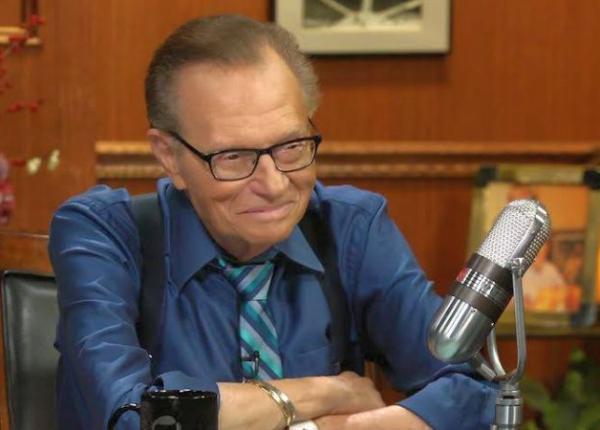 celebrul prezentator larry king decedat la 87 de ani din cauza covid 19