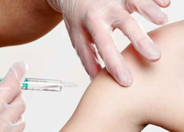 dezbatere online vaccinarea prezent si viitor dezbatere online vaccinarea prezent si viitor