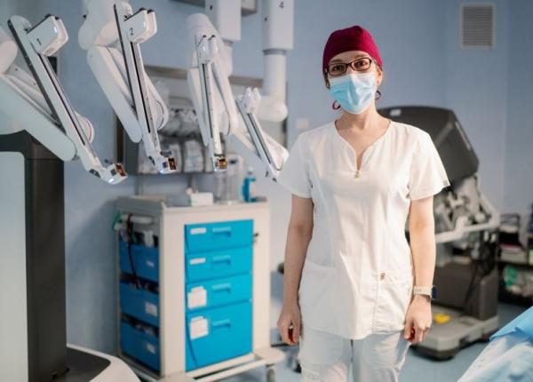 prof dr bratila cancerul de col uterin de ce ucide jumatate dintre romancele diagnosticate solutii moderne de tratament