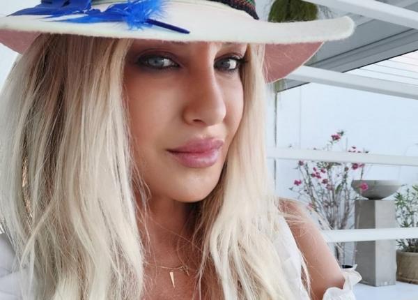 tania budi cel mai tare truc pentru un ten perfect ce nu face niciodata dimineata