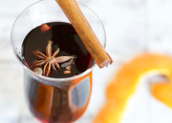 vinul fiert cu scortisoara o bautura delicioasa dar periculoasa 5 efecte adverse