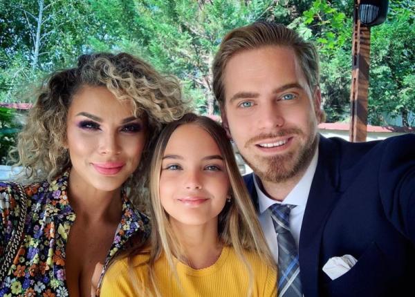 alina laufer a nascut anuntul facut de taticul ilan sunt in incubator