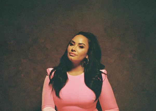 cantareata celebra 3 atacuri cerebrale si unul de cord dupa o supradoza de droguri medicii mi au dat 5 10 minute de trait