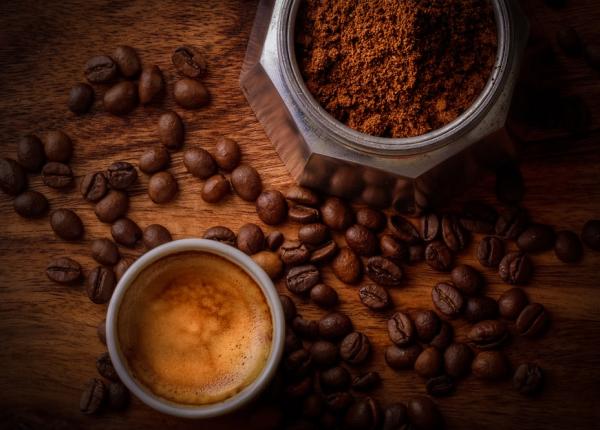 zatul de cafea ce poti face cu el 10 trucuri senzationale mai putin stiute