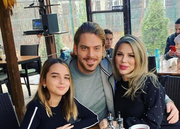 alina laufer are gemeni primele declaratii dupa ce a nascut prematur nu voi parasi spitalul le spun sa lupte