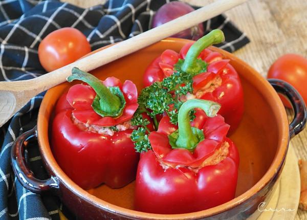 ardei umpluti cu carne si legume reteta preferata a lui cori gramescu este light si gustoasa