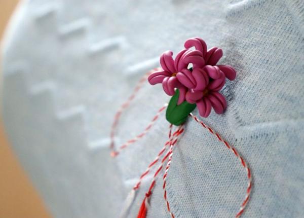 vlad voiculescu raspuns cu un citat din biblie la o intrebare despre martisoare