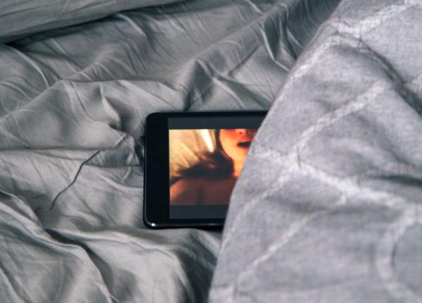 psihologul laura maria cojocaru explica dependenta de pornografie cauze complicatii si tratament