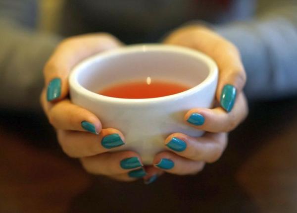 cele mai bune 4 ceaiuri diuretice naturale pentru retentia de apa