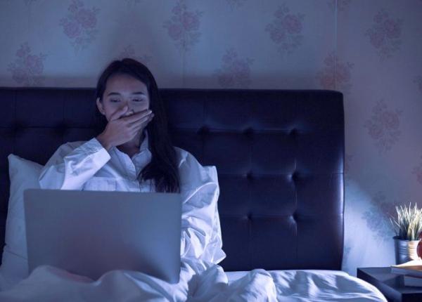 lumina albastra pericolul ascuns la care suntem cu totii expusi ce efecte nefaste are