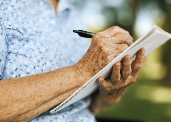 gestul banal invatat in copilarie care previne boala alzheimer