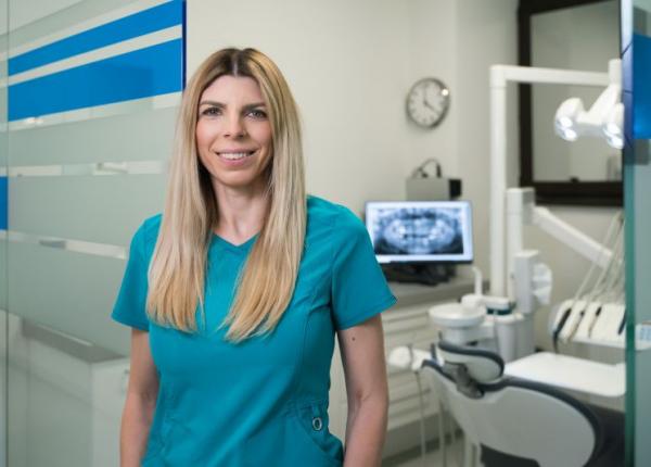 dr denisa zaharia albirea dentara efectuata acasa are riscuri uriase ireversibile