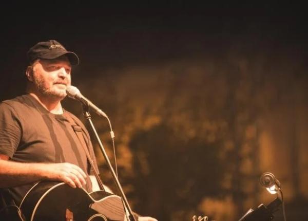 victor socaciu in stare grava din cauza covid 19 nu poate respira fara ajutor ar avea plamanii afectati