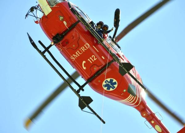 adolescent de 17 ani in stop cardio respirator elicopterul smurd trimis sa l salveze a aterizat in alta localitate