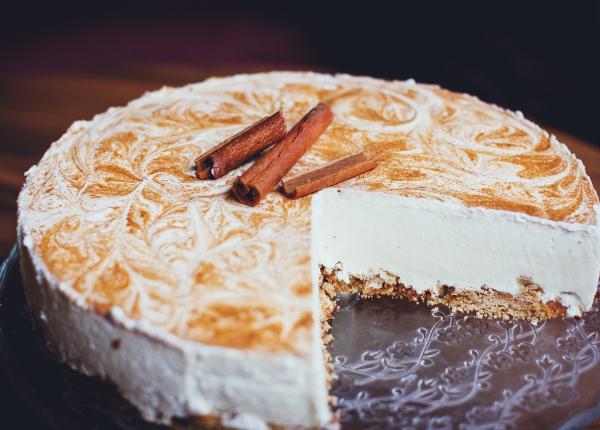 tort de banane nuci si scortisoara reteta cu un gust irezistibil