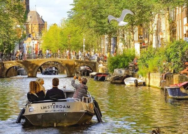 olanda renunta la restrictiile de circulatie si redeschide partial terasele din 28 aprilie