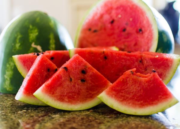 coaja de pepene rosu 3 utilizari surprinzatoare