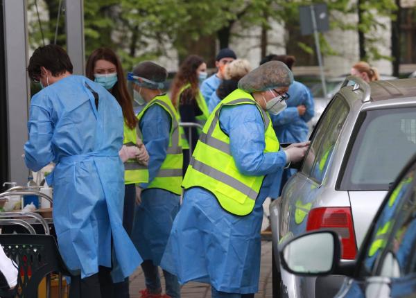 bolnavii cu exces de greutate risc mai mare de spitalizare in caz de imbolnavire de covid