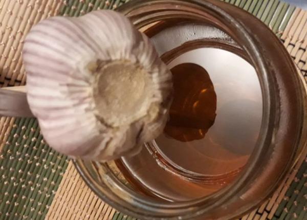 7 antibiotice naturale pe care le ai in camara