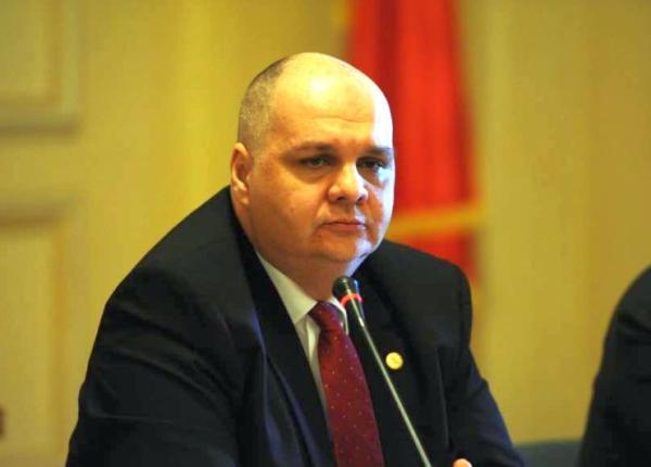 ziua internationala a asistentilor medicali dr florin buicu multumiri pentru dedicatie seriozitate si implicare