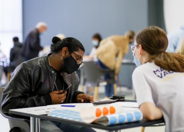 circa 3 900 de oameni imunizati la maratonul vaccinarii de la cluj