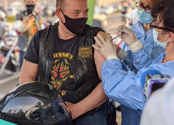 record vaccinare 4 000 000 de persoane vaccinate in romania 96 953 de doze administrate in ultimele 24 de ore