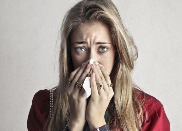 4 motive pentru care gazele intestinale miros insuportabil