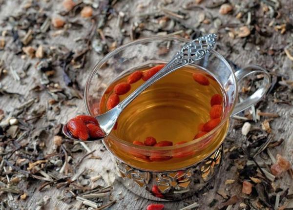 3 ceaiuri ieftine care cresc metabolismul si te ajuta sa slabesti