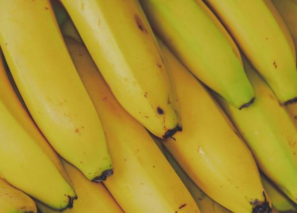 5 motive sanatoase ca sa mananci banane