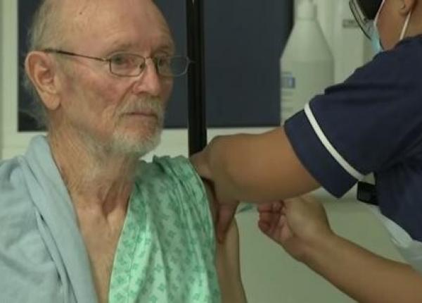 william shakespeare a murit a fost primul barbat vaccinat impotriva covid 19