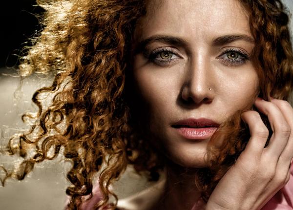 6 obiceiuri nocturne care te fac sa arati mai in varsta