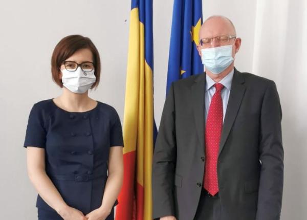 ioana mihaila intrevedere cu ambasadorul danemarcei pe tema intensificarii relatiilor in domeniul sanitar ioana mihaila intrevedere cu ambasadorul danemarcei pe tema intensificarii relatiilor in domeniul sanitar