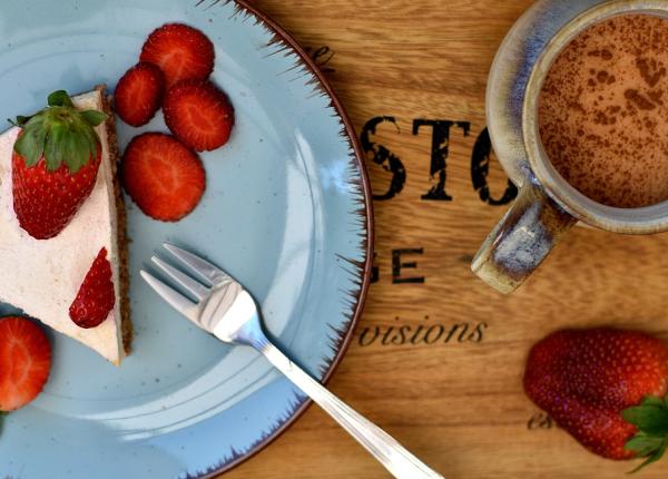 de ce sa mananci dintr o farfurie albastra sau rosie truc formidabil pentru slabit