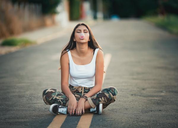 trucuri simple pentru a scoate guma de mestecat din par gheata maioneza otet alb sau ulei de masline