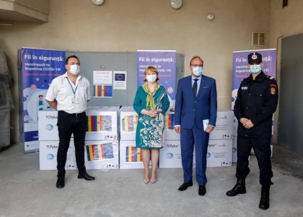 inca 100 000 de doze de vaccin covid donate republicii moldova maia sandu datorita donatiilor romaniei fiecare cetatean se poate vaccina