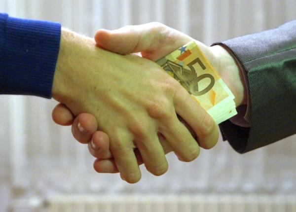 transparency international pandemia a alimentat sentimentul de coruptie in ue frecventa mitei in sanatate cea mai ridicata in romania si bulgaria