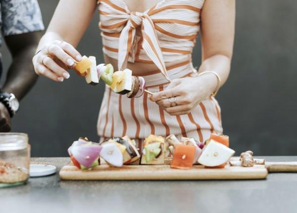 de ce nu slabesti desi mananci mai putin cori gramescu ingrasa mai mult decat crezi