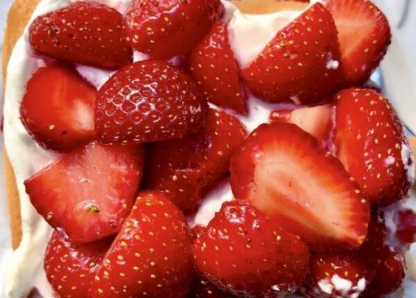 tiramisu cu capsuni cel mai gustos desert de sezon