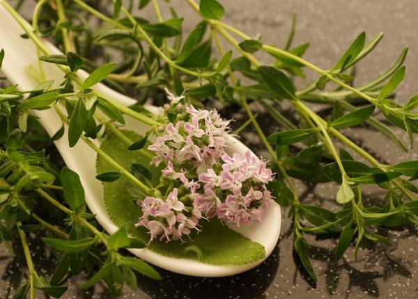 condimentul utilizat la gatit care face minuni pentru tenul tau